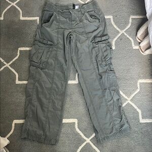 Divided Gray Cargo Pants with Relaxed Fit and Durable Material